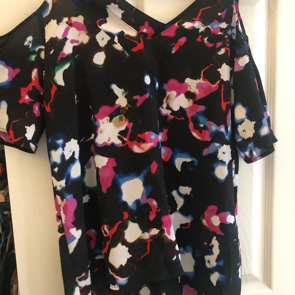 1.State Multi Color Top With Open Shoulders - image 3